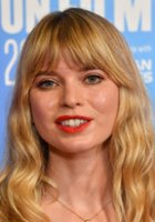 Gina Bramhill / Tara