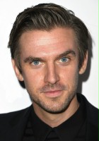 Dan Stevens / Hal