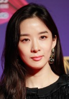Chung-ah Lee / Ji-hye, siostra Ji-woo