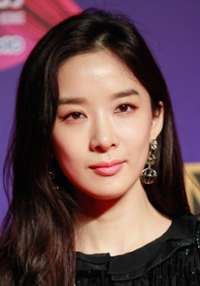 Chung-ah Lee 