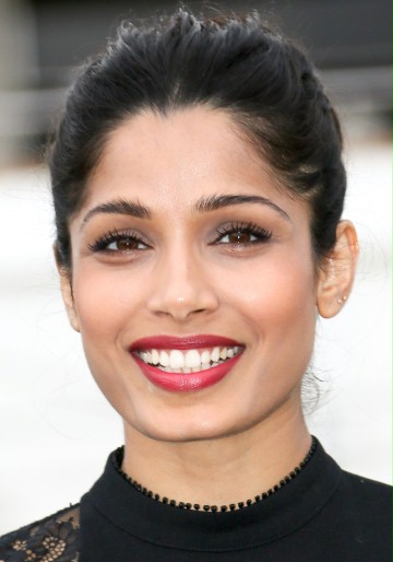 Freida Pinto / Vera Stephans