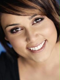 Zuleika Khan / Emma