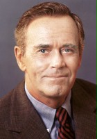 Henry Fonda / pułkownik Frederick Warner
