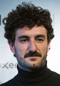 Miki Esparbé 