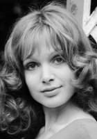 Madeline Smith / Fanny