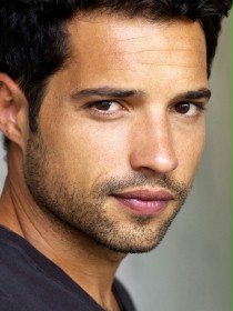 Alex Loynaz / Matthew Ramirez