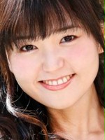 Hitomi Oowada / Sugimoto / Uczennica Katō / Uczennica Sōda / Głos z reklamy telewizyjnej / Uczennica Aida