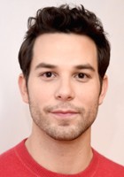 Skylar Astin