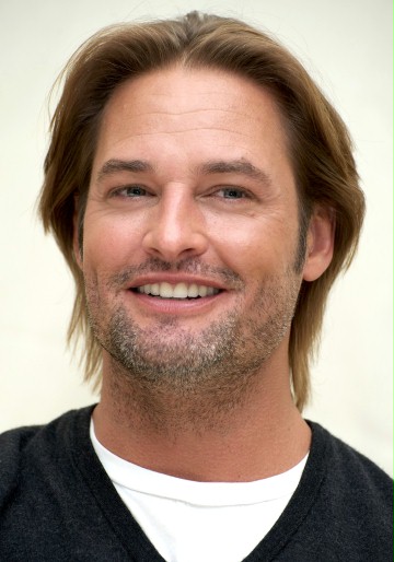 Josh Holloway / James &quot;Sawyer&quot; Ford