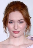 Eleanor Tomlinson / Danni