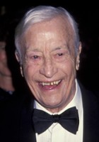 Freddie Young / On sam/ Narrator