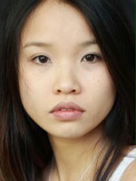 Trang Le Hong / Recepcjonistka