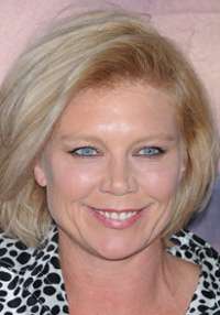 Peta Wilson 