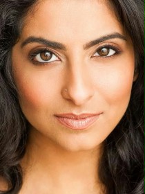Kausar Mohammed / Yasmina &quot;Yaz&quot; Fadoula