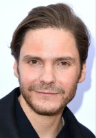 Daniel Brühl / Jan