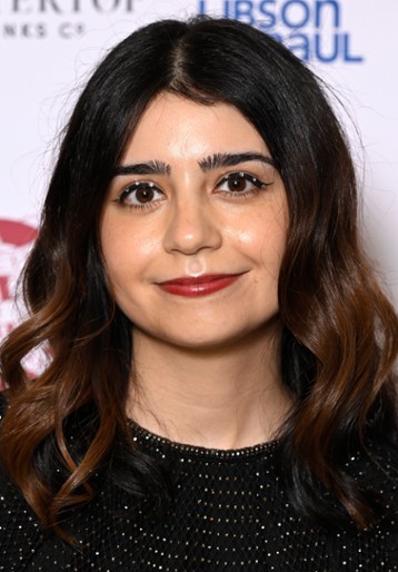 Emily Renée / Miriam