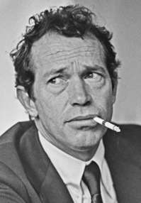 Warren Oates 