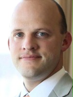 E. Aaron Linker