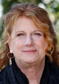 Angela Finocchiaro 