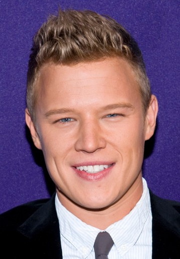 Christopher Egan / Alex Lannon