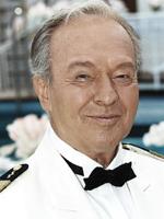 Horst Naumann / Dr Schröder, lekarz okrętowy