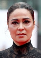 Yasmine Al Massri / Khouloud