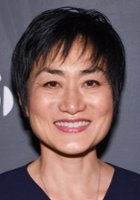 Jean Yoon / Leslie
