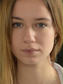 Zo&eacute; Marchal / Kim