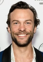 Kyle Schmid / Agent specjalny Mike Franks