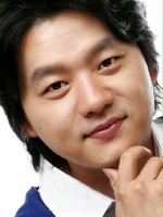 Seung-su Kim / Seong-hoon Kang, mąż Yoo-jin