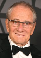 Owen Roizman / 