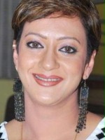 Supriya Karnik / Rohini, matka Rishi'ego