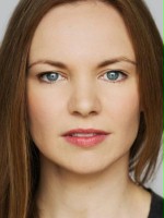 Laura Hopwood / Posterunkowa Poletti