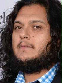 Felipe Esparza / Bob