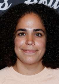 Kimia Behpoornia 