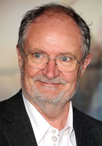 Jim Broadbent / Arcymaester Ebrose