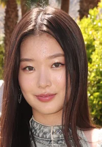 Jeong Yoon-chae 