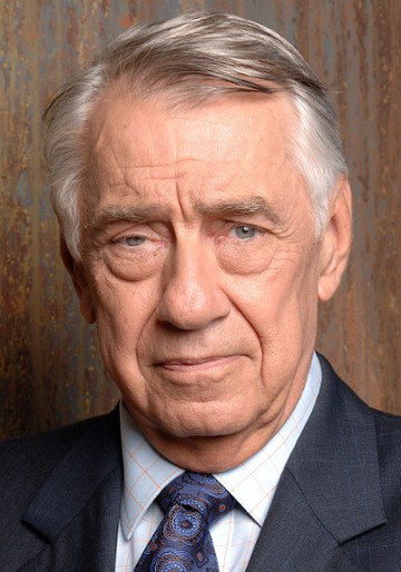 Philip Baker Hall / Salvatore Lucarelli