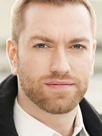 Ryan Speakman / Mąż
