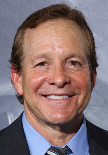 Steve Guttenberg / Phil Elko