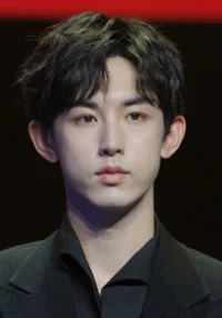 Junchen Guo 