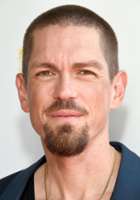 Steve Howey