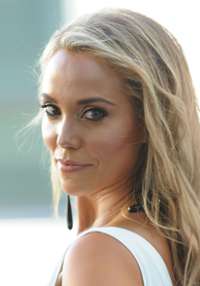 Elizabeth Berkley 