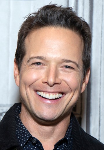 Scott Wolf / Dr Richard Miller