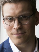 Antti Holma / Obserwator