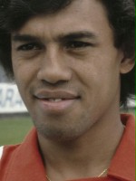 Simon Tahamata