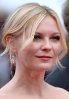 Kirsten Dunst / Krystal Stubbs