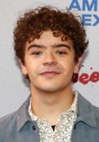 Gaten Matarazzo / Dustin Henderson