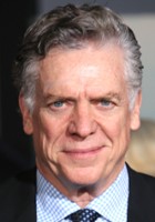 Christopher McDonald / Detektyw Mark Woods