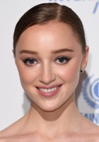 Phoebe Dynevor / Daphne Bridgerton Basset